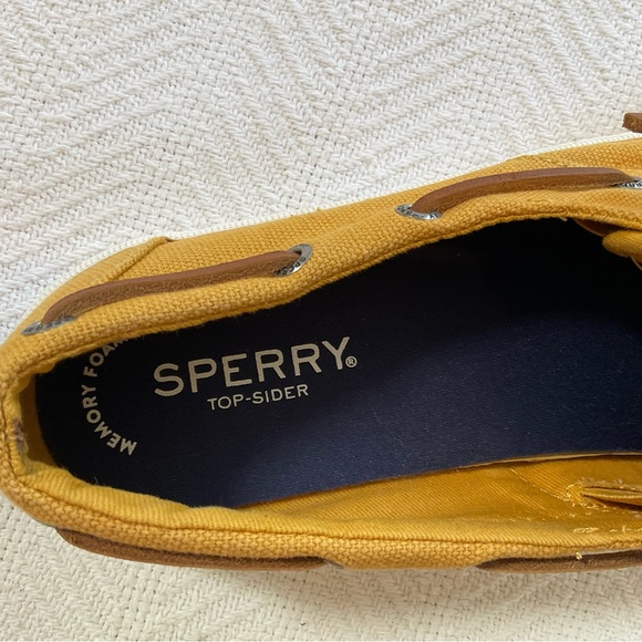 Sperry Top-Sider Golden Yellow size 7 - Picture 3 of 4